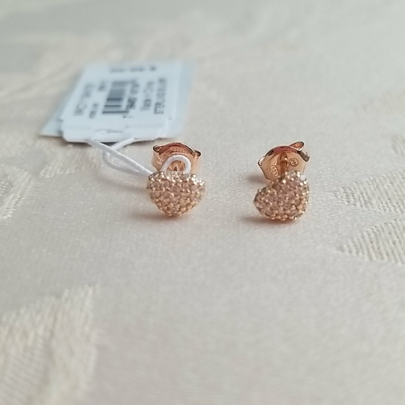Michael Kors
Pavé Heart Stud Earrings, Rose Gold - Picture 6 of 9